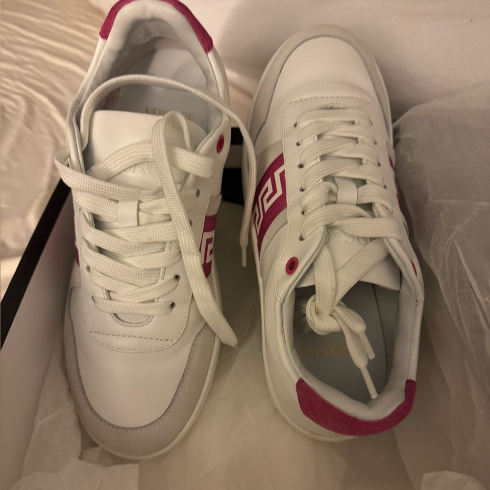 VERSACE LEATHER SNEAKERS